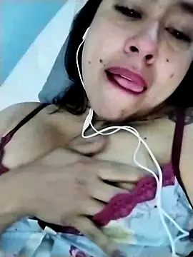 kamila lovee online show from 02/13/25, 04:11