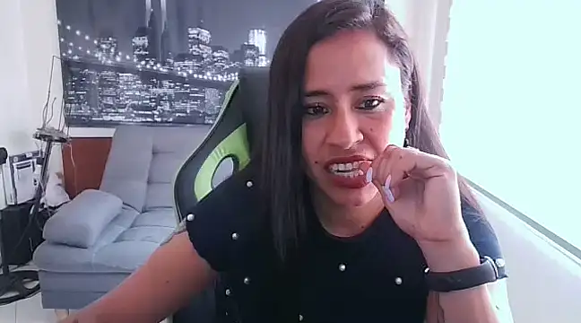 kamila lovee online show from 02/17/25, 05:53