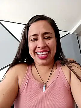 kamila lovee online show from 10/06/25, 07:00