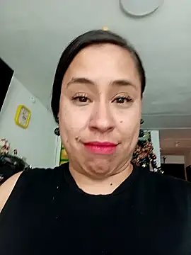 kamila lovee online show from 12/17/25, 08:15