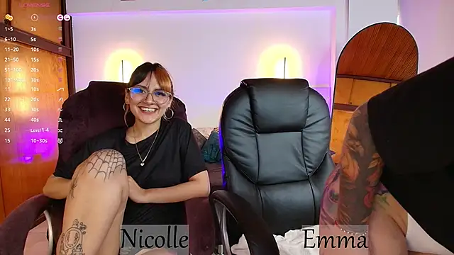  Emma11 online show from 02/04/25, 10:24