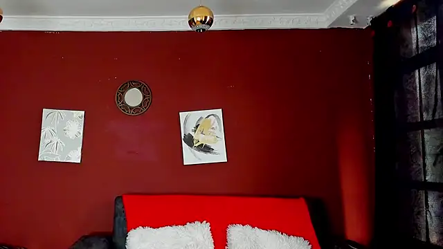 Snapshot of SOPHI_WOLFF chatting on 03/12/25, 08:10 SOPHI WOLFF online show from 03/12/25, 08:10