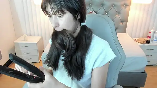 Snapshot of mia_vanucci1 chatting on 03/04/25, 04:06 mia vanucci1 online show from 03/04/25, 04:06