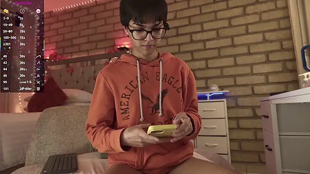 biel biel online show from 11/12/25, 06:36