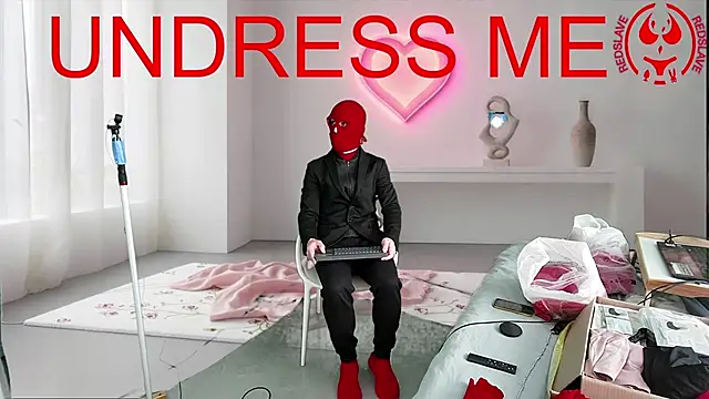 Snapshot of redslave chatting on 03/06/25, 09:03 redslave online show from 03/06/25, 09:03