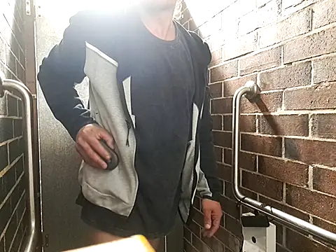 RichardHard 1 online show from 10/16/25, 05:36