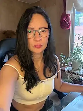 Snapshot of ValeriaVixen chatting on 02/10/26, 06:45 ValeriaVixen online show from 02/10/26, 06:45