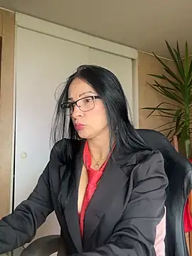 Snapshot of ValeriaVixen chatting on 04/14/26, 06:36 ValeriaVixen online show from 04/14/26, 06:36
