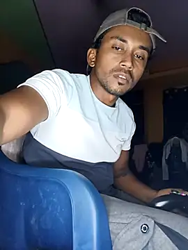 bigcock thick online show from 03/11/25, 04:07