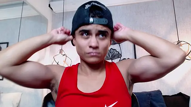 Liiamthompson online show from 03/01/25, 11:47