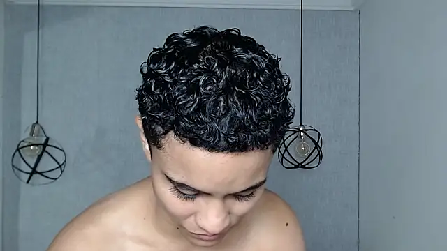 Liiamthompson online show from 03/16/25, 06:55