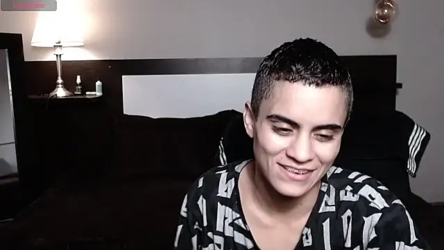 Liiamthompson online show from 05/02/26, 09:53