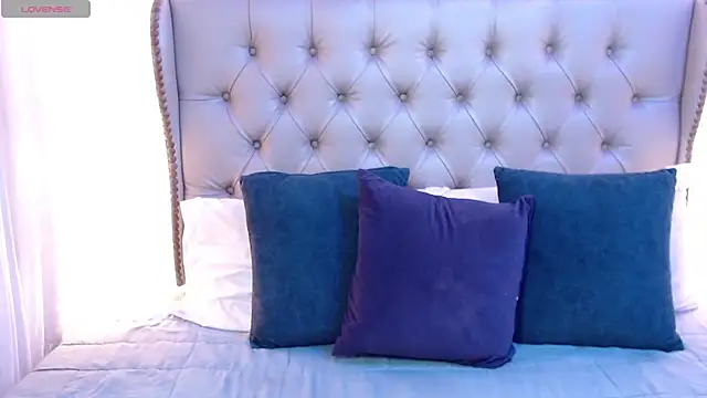Snapshot of Liiamthompson chatting on 06/01/26, 10:22 Liiamthompson online show from 06/01/26, 10:22