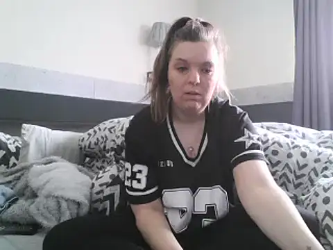 Snapshot of Demi_WelshX chatting on 03/13/25, 10:57 Demi WelshX online show from 03/13/25, 10:57