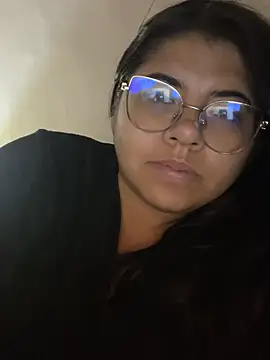 Snapshot of viccky_vick chatting on 01/31/25, 08:32 viccky vick online show from 01/31/25, 08:32