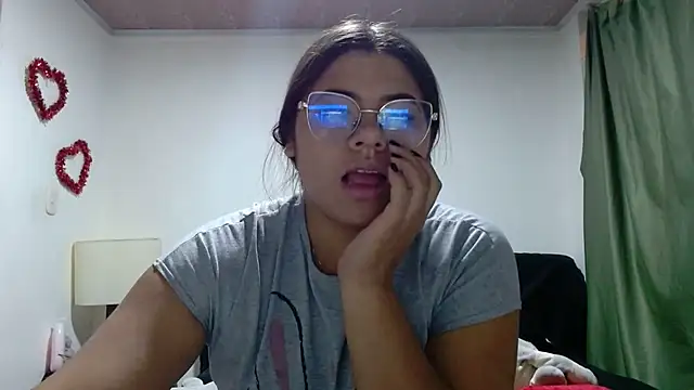 viccky vick online show from 10/02/25, 03:46