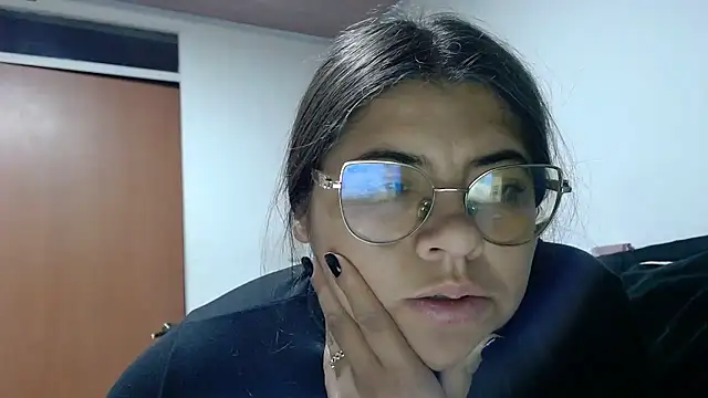 Snapshot of viccky_vick chatting on 01/10/26, 04:36 viccky vick online show from 01/10/26, 04:36