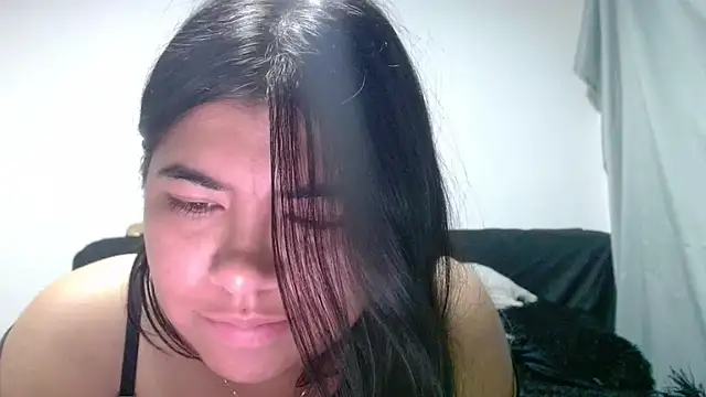 Snapshot of viccky_vick chatting on 05/30/26, 01:35 viccky vick online show from 05/30/26, 01:35
