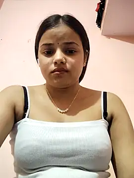 Snapshot of RAYI_123 chatting on 04/12/26, 05:34 RAYI 123 online show from 04/12/26, 05:34