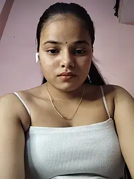 Snapshot of RAYI_123 chatting on 05/21/26, 02:46 RAYI 123 online show from 05/21/26, 02:46
