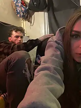 cruz815 online show from 02/14/25, 03:54