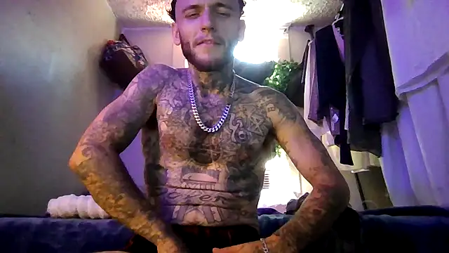 cruz815 online show from 09/22/25, 05:59