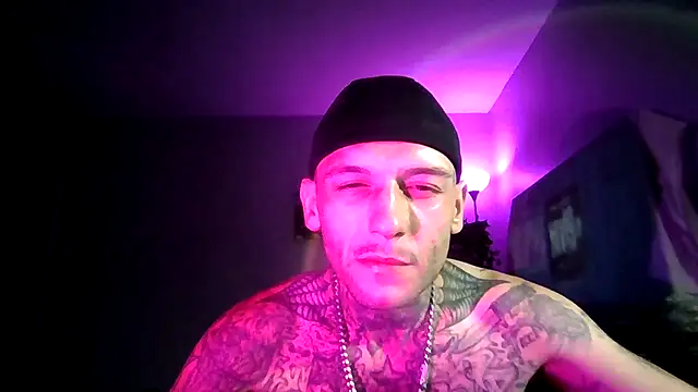 cruz815 online show from 06/17/26, 02:14