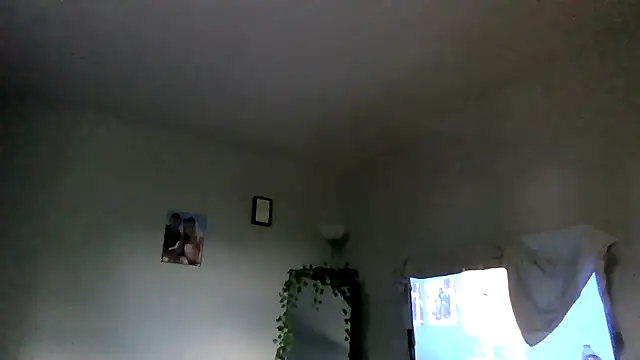 cruz815 online show from 06/19/26, 08:23