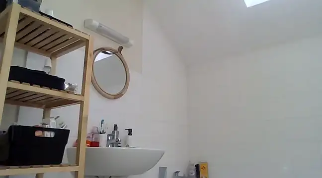 Zer oki online show from 03/08/25, 10:54