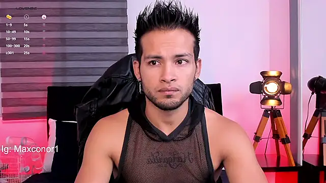 Max Conor1 online show from 03/04/25, 11:19