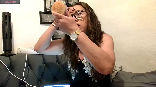 MirandaLatinaLovely online show from 04/30/26, 05:41