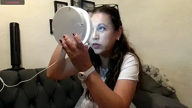 MirandaLatinaLovely online show from 05/03/26, 06:58
