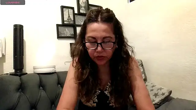 MirandaLatinaLovely online show from 05/09/26, 05:18
