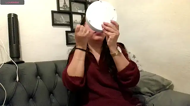 MirandaLatinaLovely online show from 06/10/26, 05:12