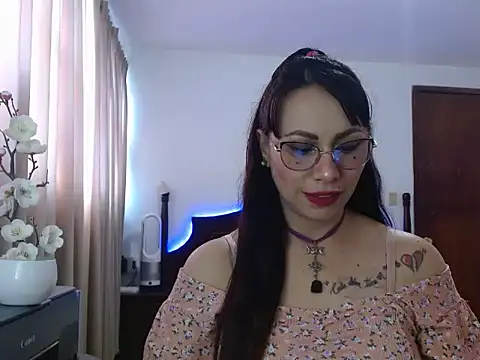 Snapshot of AloLovely_ chatting on 04/02/26, 09:12 AloLovely online show from 04/02/26, 09:12