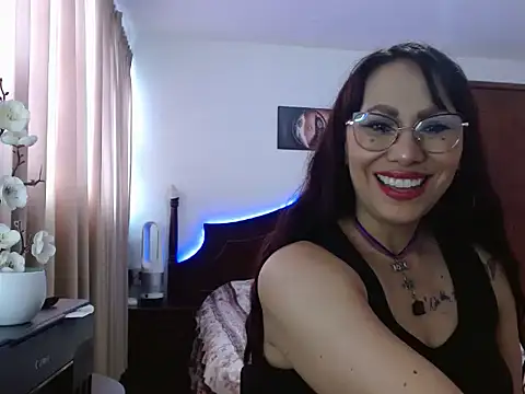 Snapshot of AloLovely_ chatting on 04/07/26, 09:26 AloLovely online show from 04/07/26, 09:26