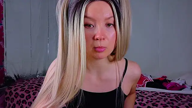 Snapshot of TwerkingCheerleader chatting on 01/16/26, 04:11 TwerkingCheerleader online show from 01/16/26, 04:11