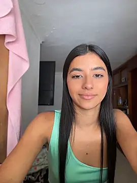 Snapshot of eva_roseee chatting on 05/15/26, 06:26 eva roseee online show from 05/15/26, 06:26