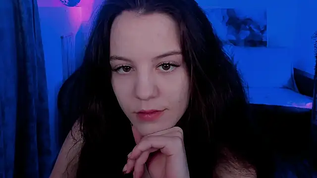 MilaStoyne online show from 11/26/25, 07:20