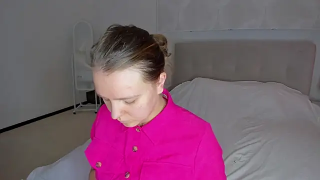 Jenny Jimmy online show from 07/06/26, 09:17