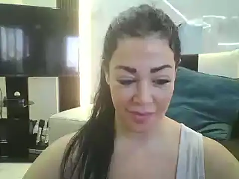 Aleen8067 online show from 02/08/25, 09:24