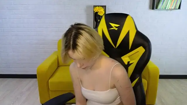 BettyCarter07 online show from 02/10/25, 01:35