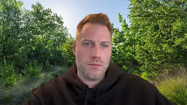 Snapshot of Christian87xxx chatting on 01/29/25, 10:05 Christian87xxx online show from 01/29/25, 10:05