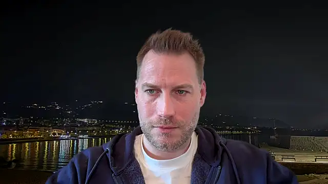 Snapshot of Christian87xxx chatting on 02/04/25, 01:16 Christian87xxx online show from 02/04/25, 01:16