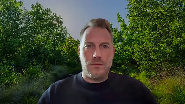 Snapshot of Christian87xxx chatting on 02/18/25, 03:54 Christian87xxx online show from 02/18/25, 03:54