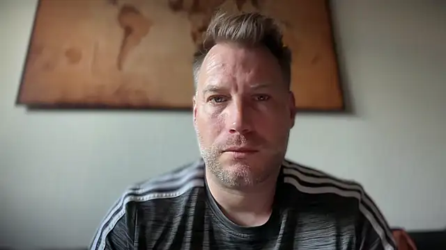 Christian87xxx online show from 05/18/26, 04:29
