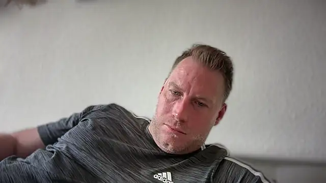 Christian87xxx online show from 06/18/26, 10:52