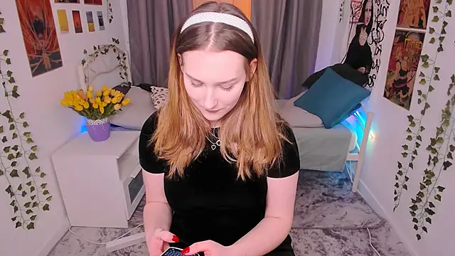 Snapshot of MaryWaddell chatting on 03/16/25, 04:12 MaryWaddell online show from 03/16/25, 04:12