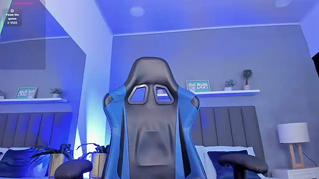 Snapshot of alessia_leroy chatting on 01/08/26, 07:27 alessia leroy online show from 01/08/26, 07:27