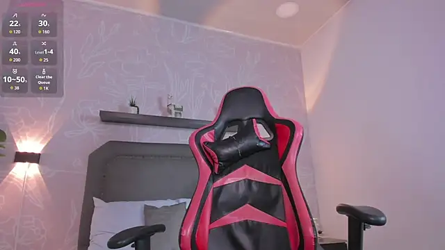 Snapshot of alessia_leroy chatting on 01/16/26, 07:51 alessia leroy online show from 01/16/26, 07:51